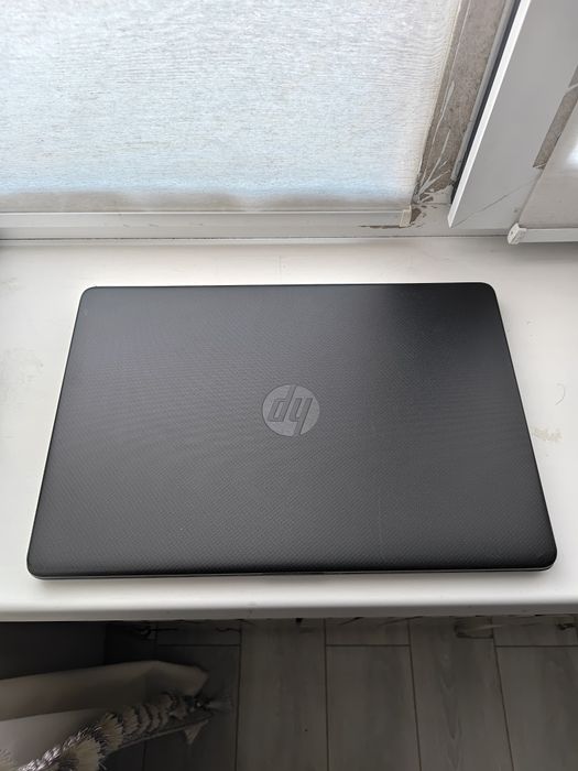 Ноутбук HP 15s на 12гб