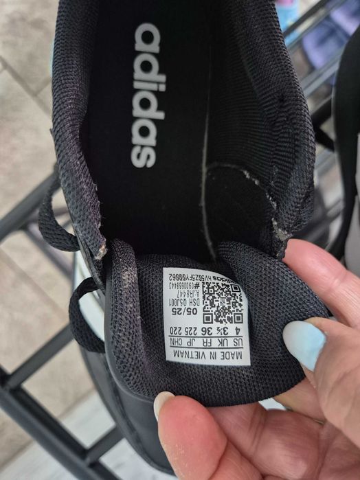 Маратонки Адидас 36 номер