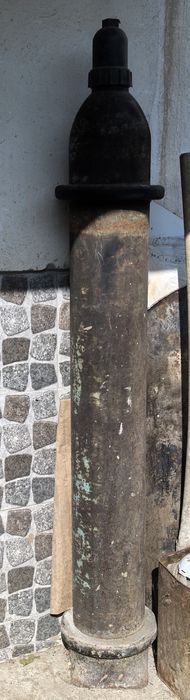 Продавам кислородна бутилка