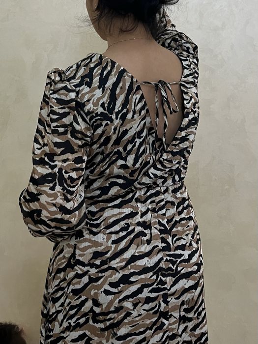 продам платья по 2 тыс - 5 тыс