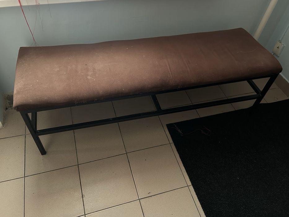 Банкетка в коридор