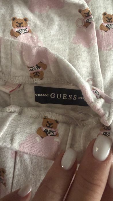 Бебешки дрешки guess