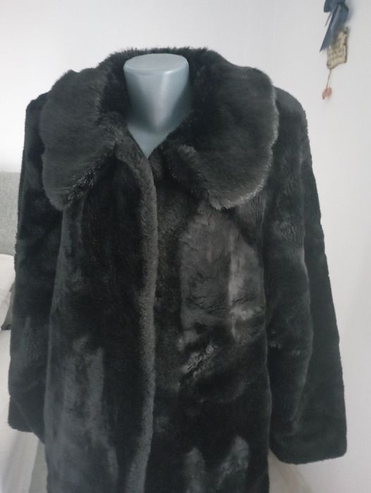 Дамско палто еко