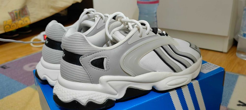 Adidas Oztral 38