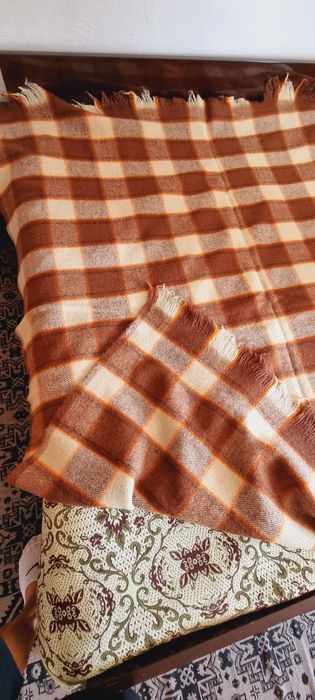 Родопски вълнени одеяла