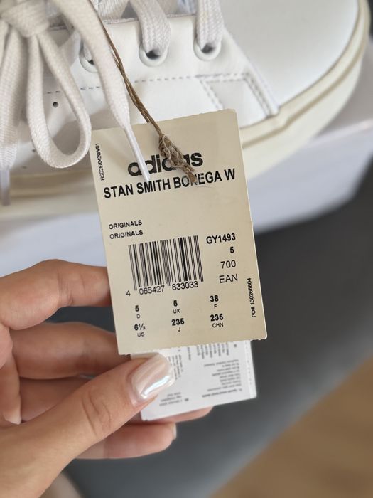 продам кроссовки adidas оригинал