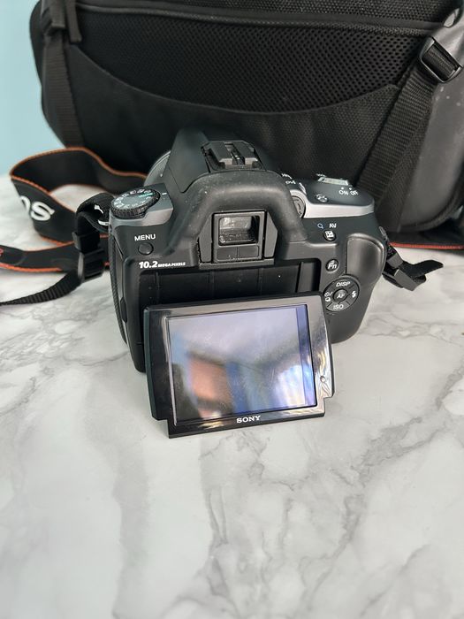 Фотоапарат Sony Alpha A330+ 3 обектива, чанта и аксесоари