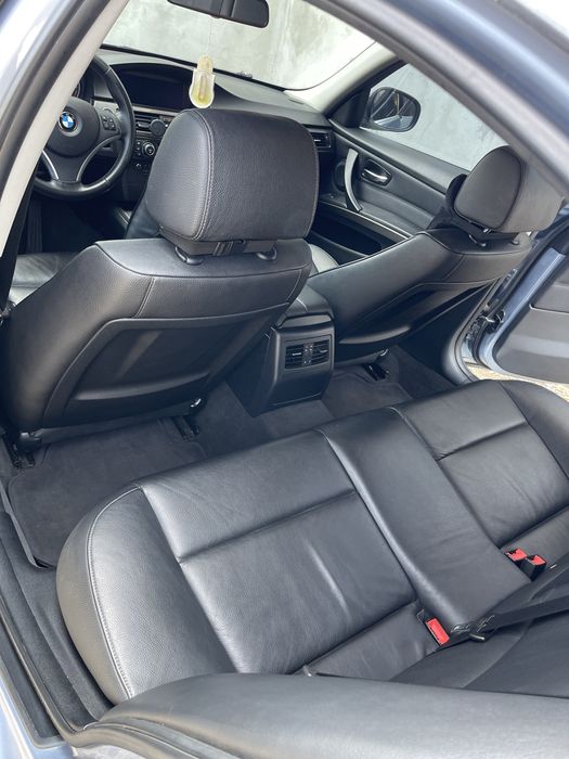 BMW Seria 3  E90 2011