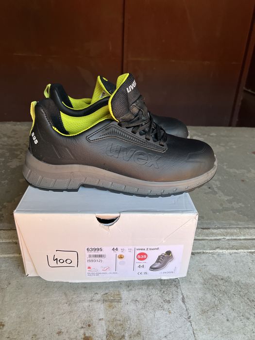Vand pantofi protectie Uvex marimea 44