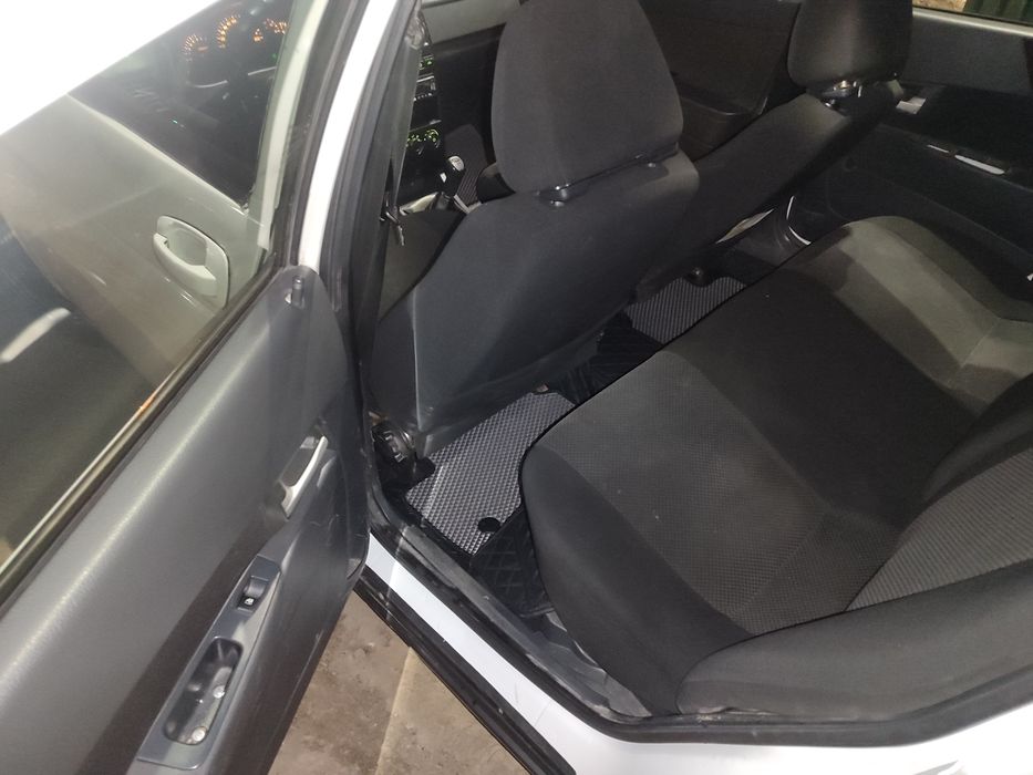 Продам Приору срочно