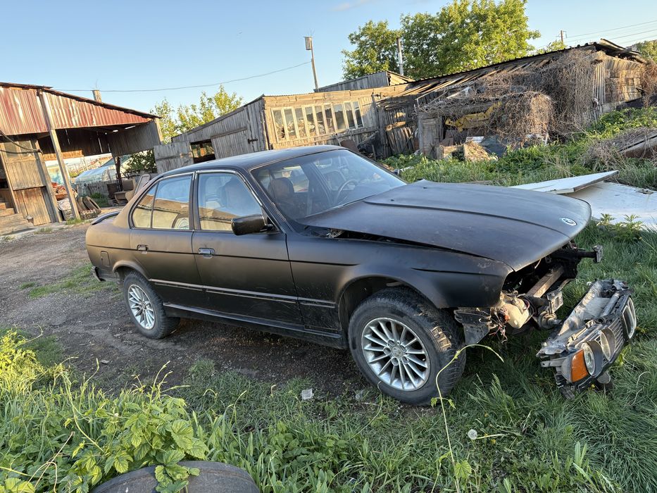 Запчасти на е34
