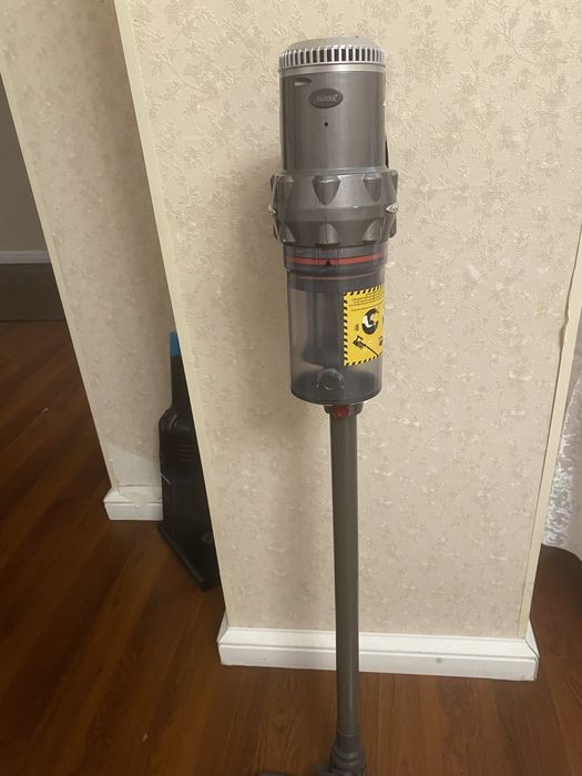 Продам пылесос в отличном состояний