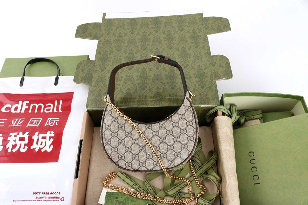 Гучи Crescent Moon - НАЛИЧНА