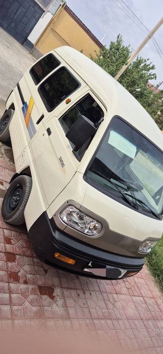 2024 yilda ishlab chiqilgan  damas