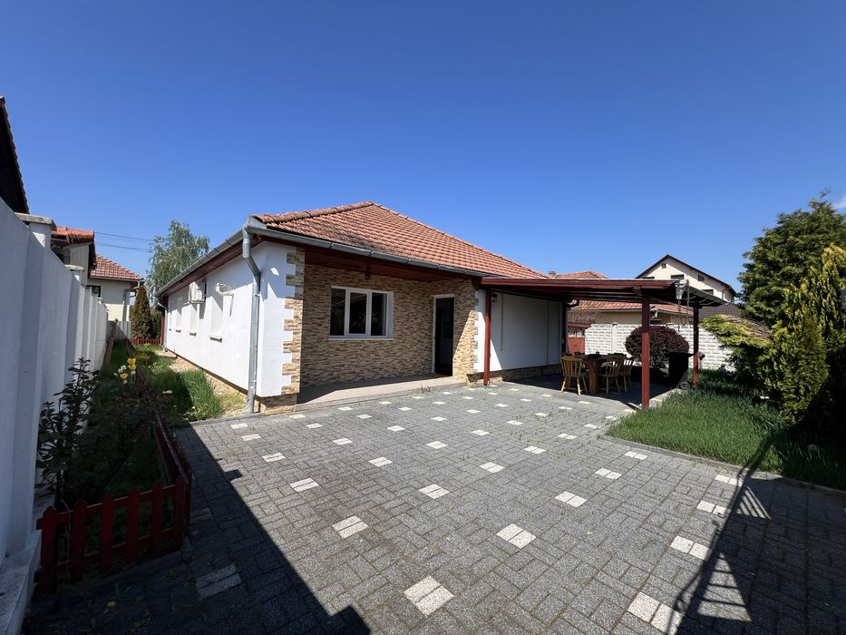 Casă de închiriat Sebes