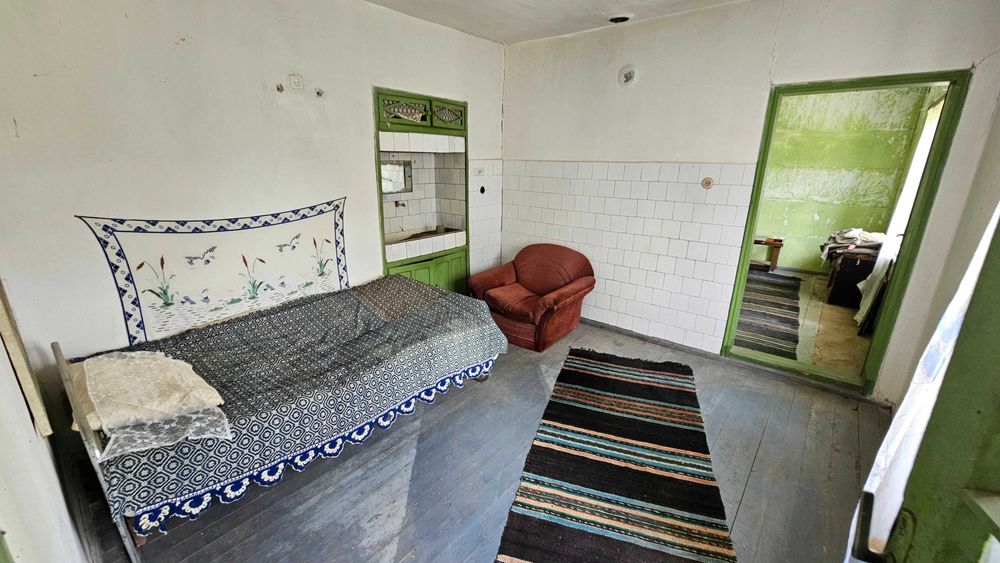 Продава се Къща в с. Садина, Област Търговище - 75 кв.м за 150 €/кв.м - Снимка #4