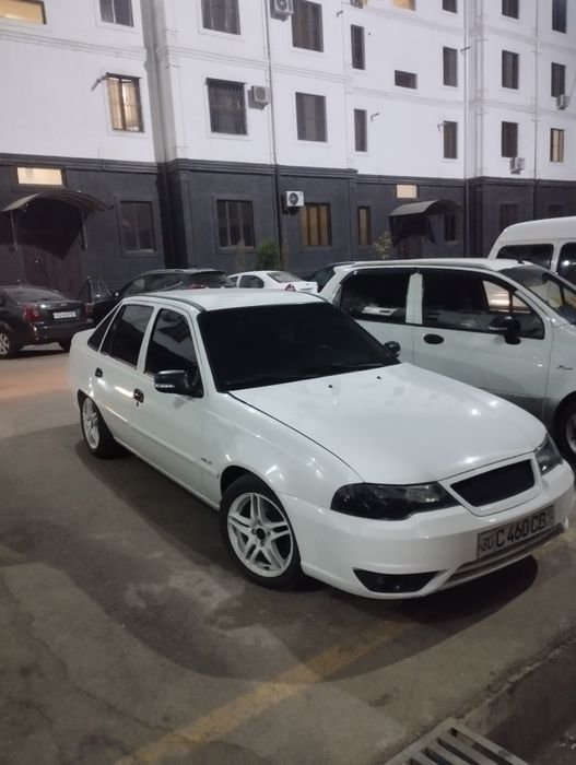 Neksi 2 sipartivni moshina