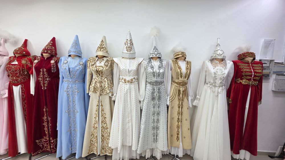 Вешалка для свадебный одежду