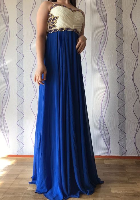 Вечерные платья...