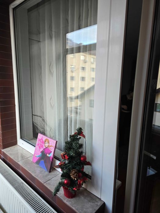 Inchiriez apartament cu 2 camere zona 1 Mai