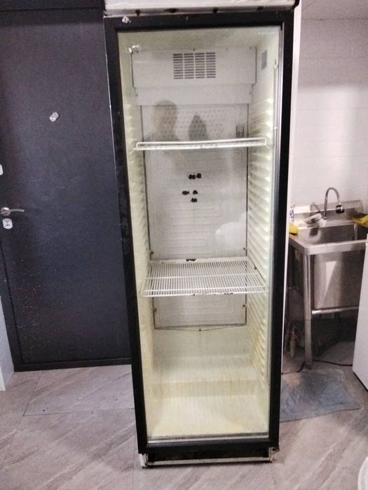 Ремонт бытовых и витринных холодильников