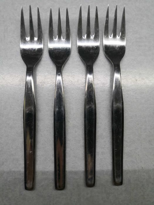 Домашни потреби за трапезата