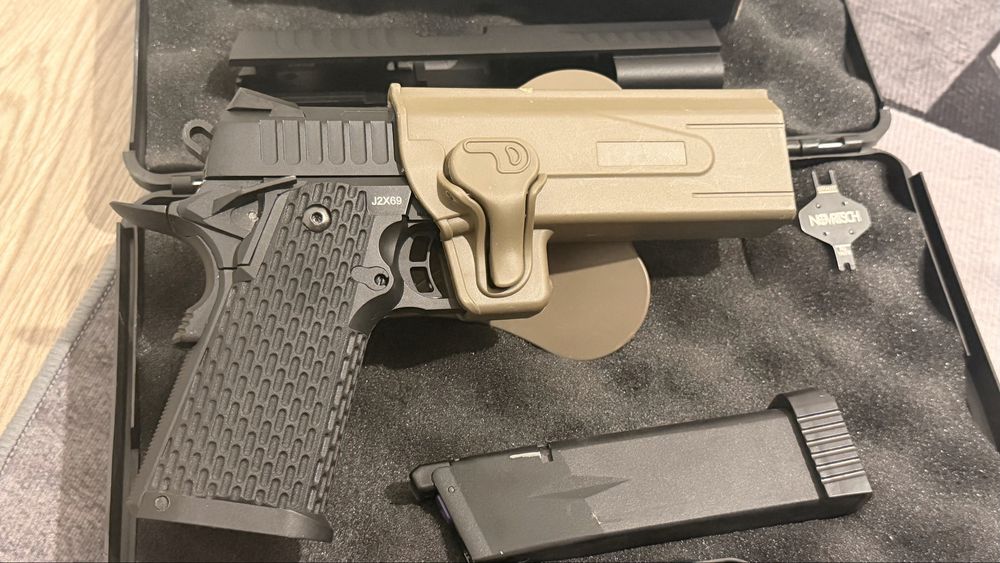 Pistol airsoft novritsch SSP-1 CO2