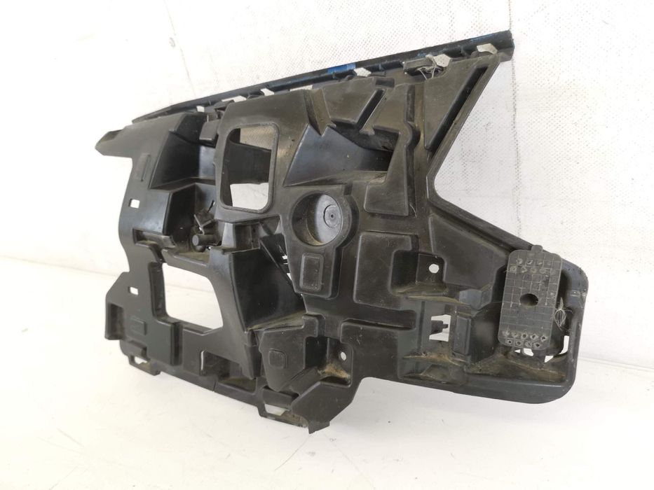 Ляв носач на предна броня Волво В40 2 [ - ] Оригинален, в добро състоя