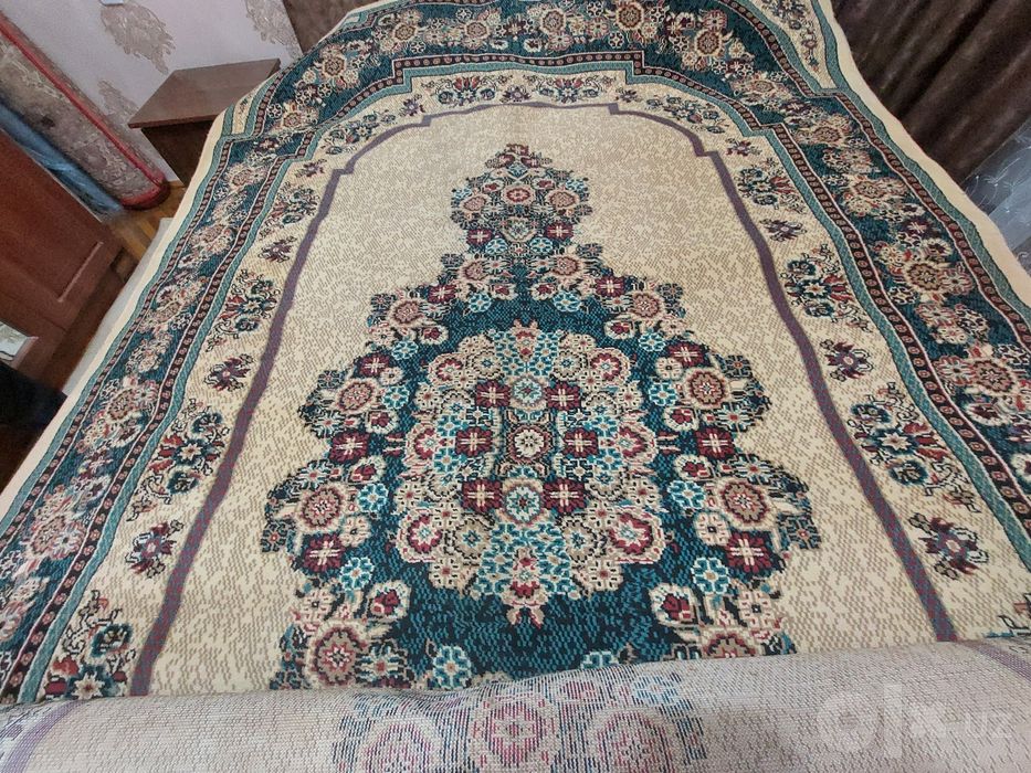 Продаются российские ковры