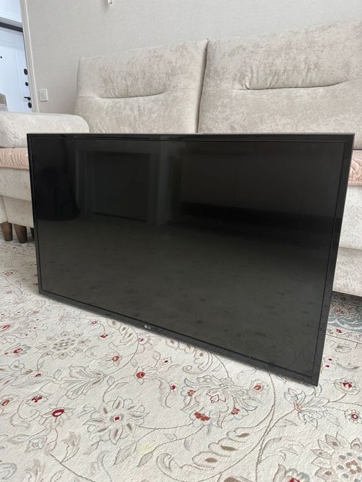 Продам телевизор LG