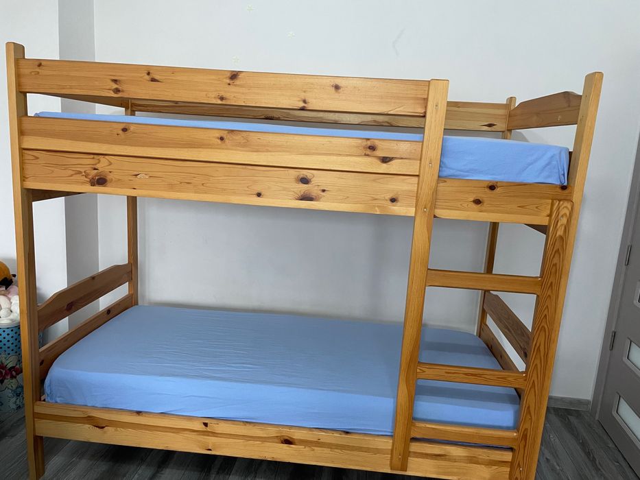 Двуетажно детско легло