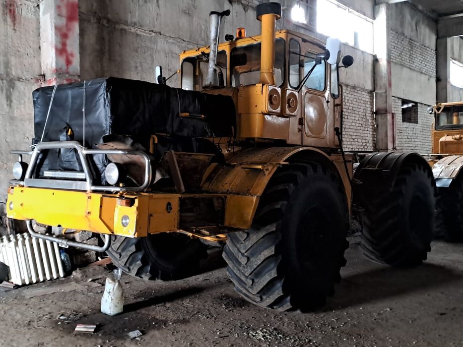 Продам трактор К-700а