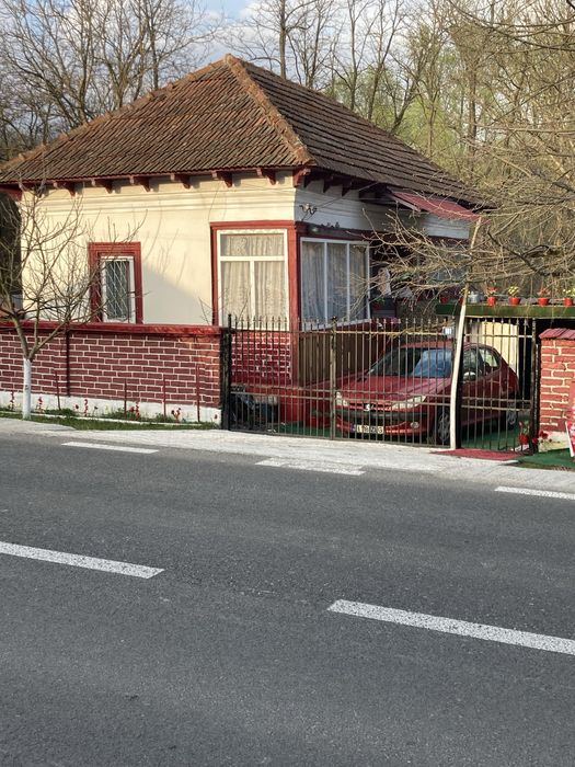 Casă , Com. Tomșani, jud. Vâlcea