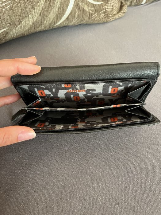 Портмоне от естествена кожа