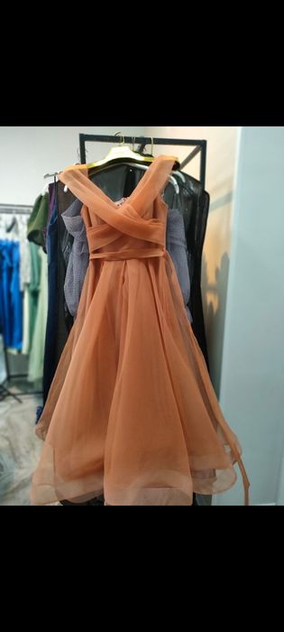 Вечерние  нарядное платье