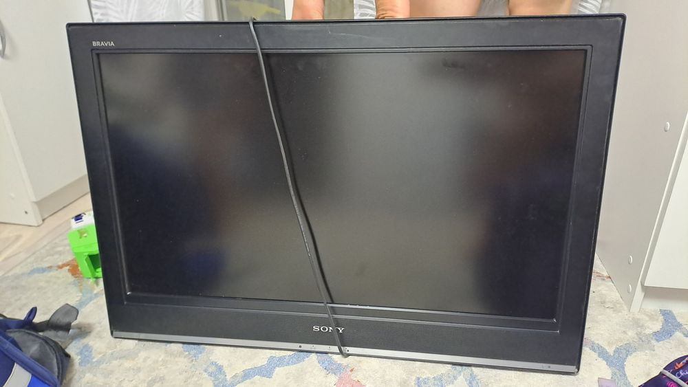 Телевизор продам