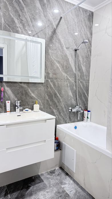 Сдам 2 комнатную квартиру