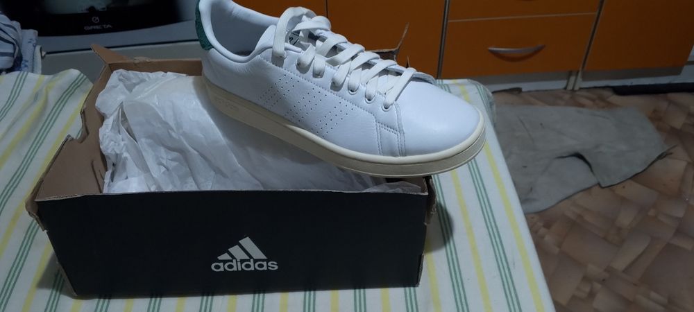 Кроссовки Adidas advantage оригинал в родной коробке