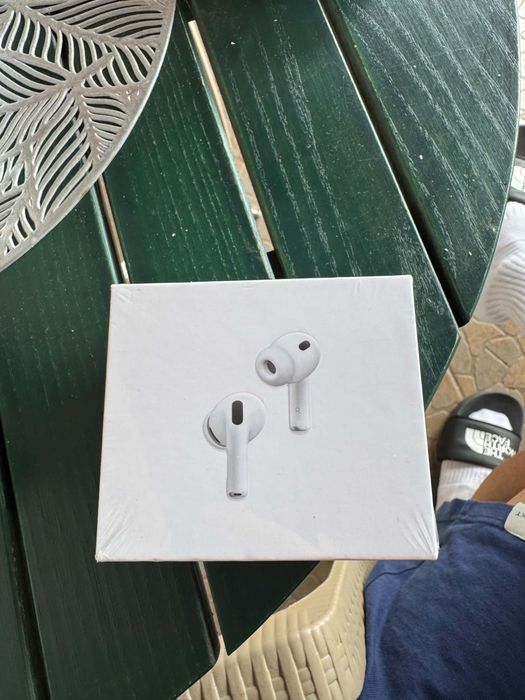 Vând Apple AirPods Pro (2nd generation) originale, SIGILATE.