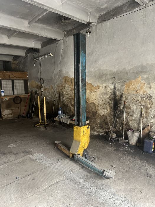 Винтовой  автородьемник