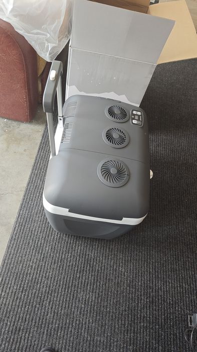 lada frigorifică pene vital 50L 12v/230v