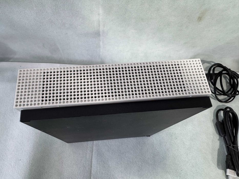 Конзола - Xbox One S / 365 GB / Х1