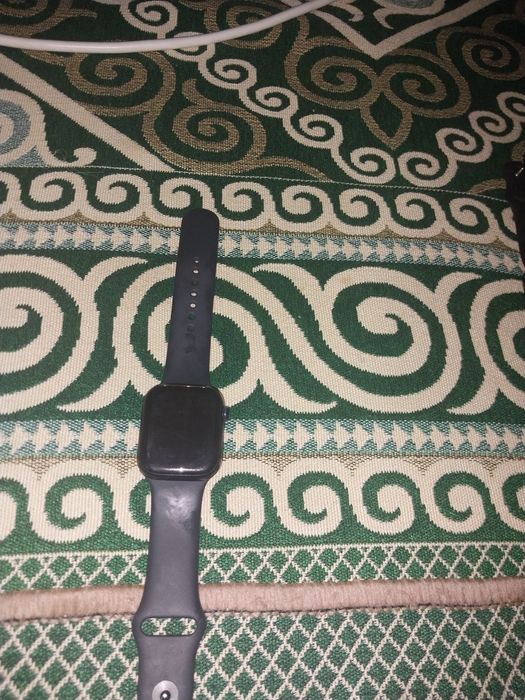 Продаю Apple Watch Series 10