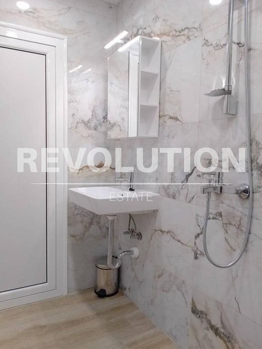 Дава се под наем Едностаен апартамент в Варна, Погреби - 45 кв.м за 448.8 € - Снимка #4