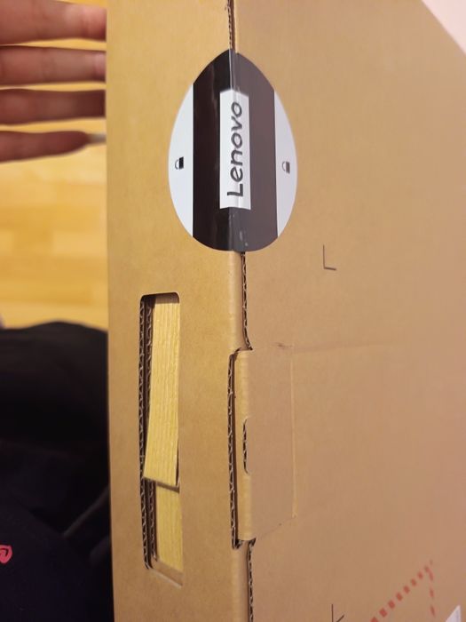 Laptop Lenovo sigilat