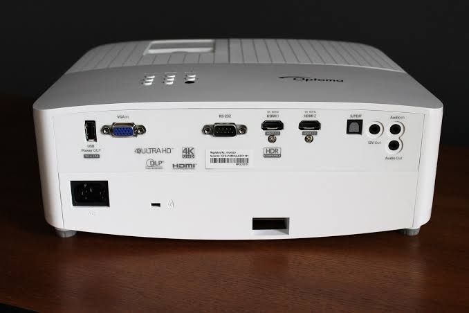 Proiector Optoma UHD 38