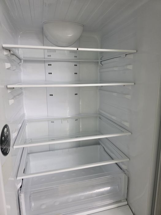Срочно продам холодильник Samsung!!!
