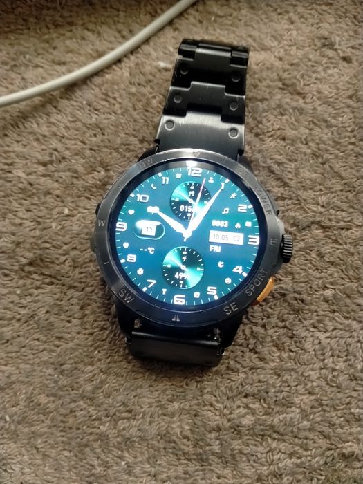 Продам смарт часы snel