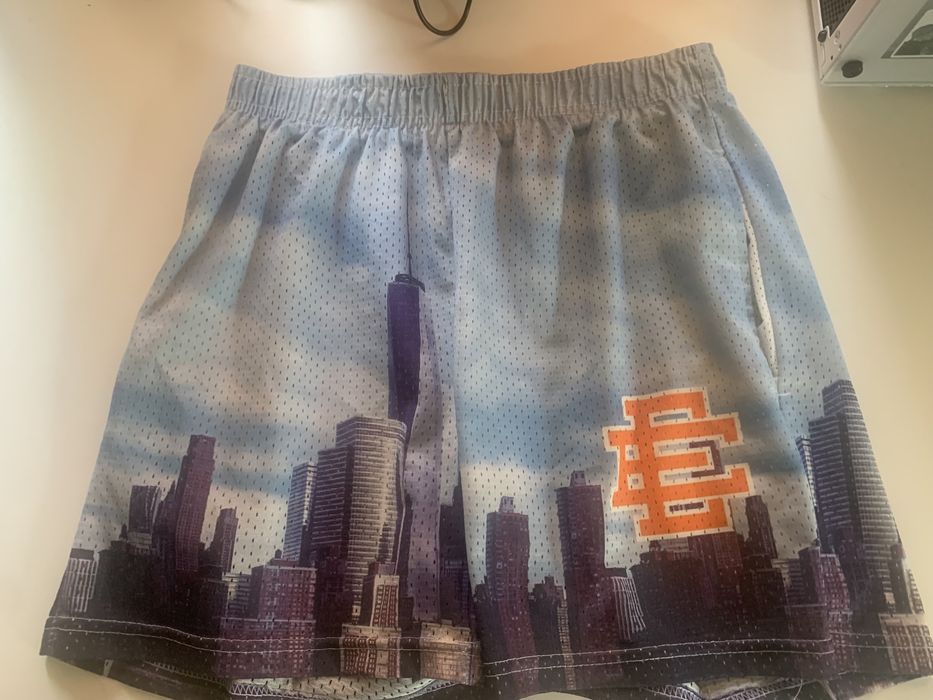 продам шорты (eric new york)