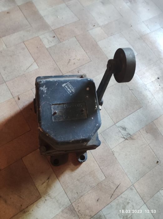 Концевой выключатель